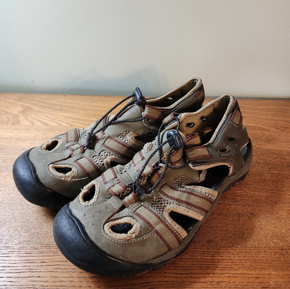 World Wide Sportsman Sandals